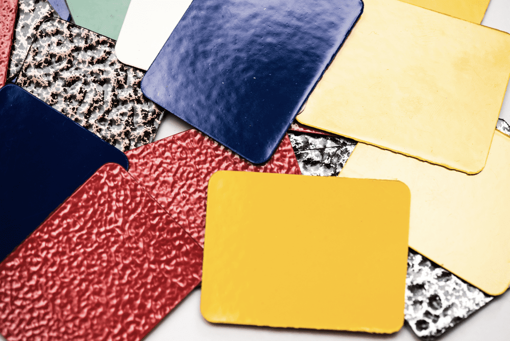 Powder coatings on metal parts